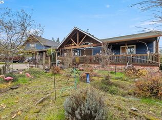 1907 W Duke Rd, Sutherlin, OR 97479