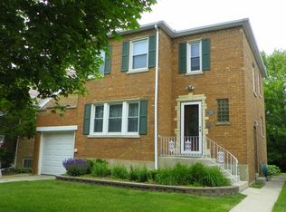 2740 W 95th Pl, Evergreen Park, IL