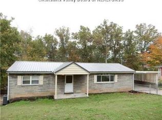5308 Monta Vista Dr, Cross Lanes, WV 25313
