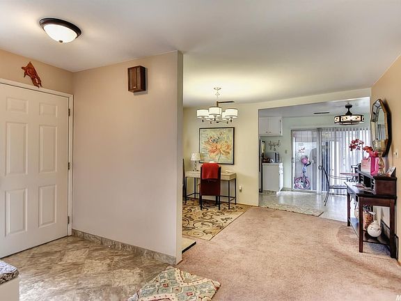 4th image of 6418 Driftwood St