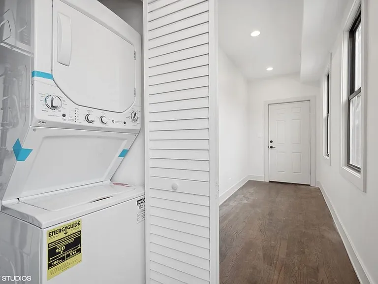 1114 W Grand Ave — Photo 8