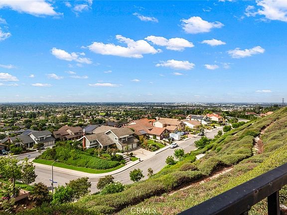 3rd image of 2282 N Rockridge Pl