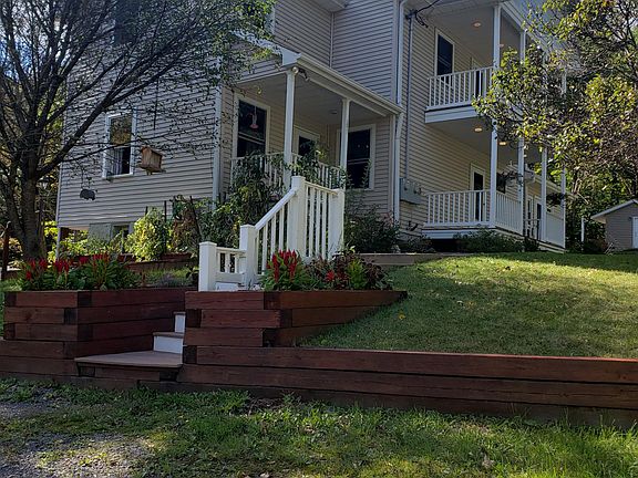 2nd image of 131 Helderberg Ave #A