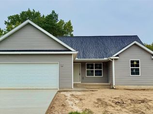 6465 Whisper Ridge Ct, Burton, MI 48509