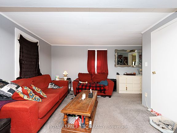 2nd image of 1 Cumming St