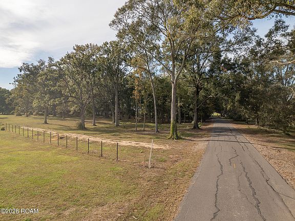 4th image of Portage Rd