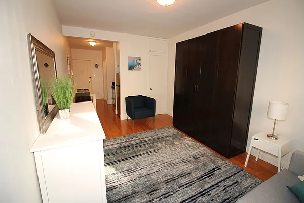 Sold by Owner | media 13