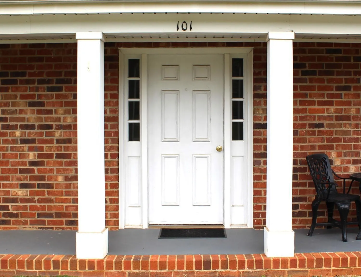 2 bed, 896 sqft, $1,050 — Photo 3