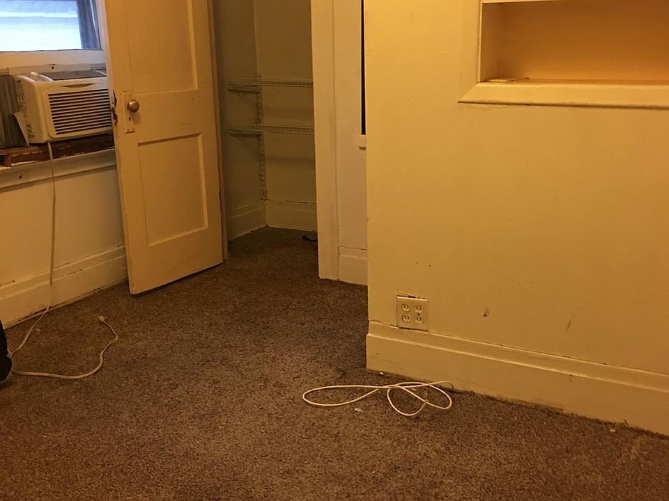 2nd image of 468 Dartmouth Ave #2