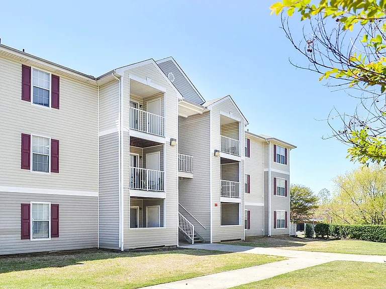 Autumn Ridge Apartments — Photo 10