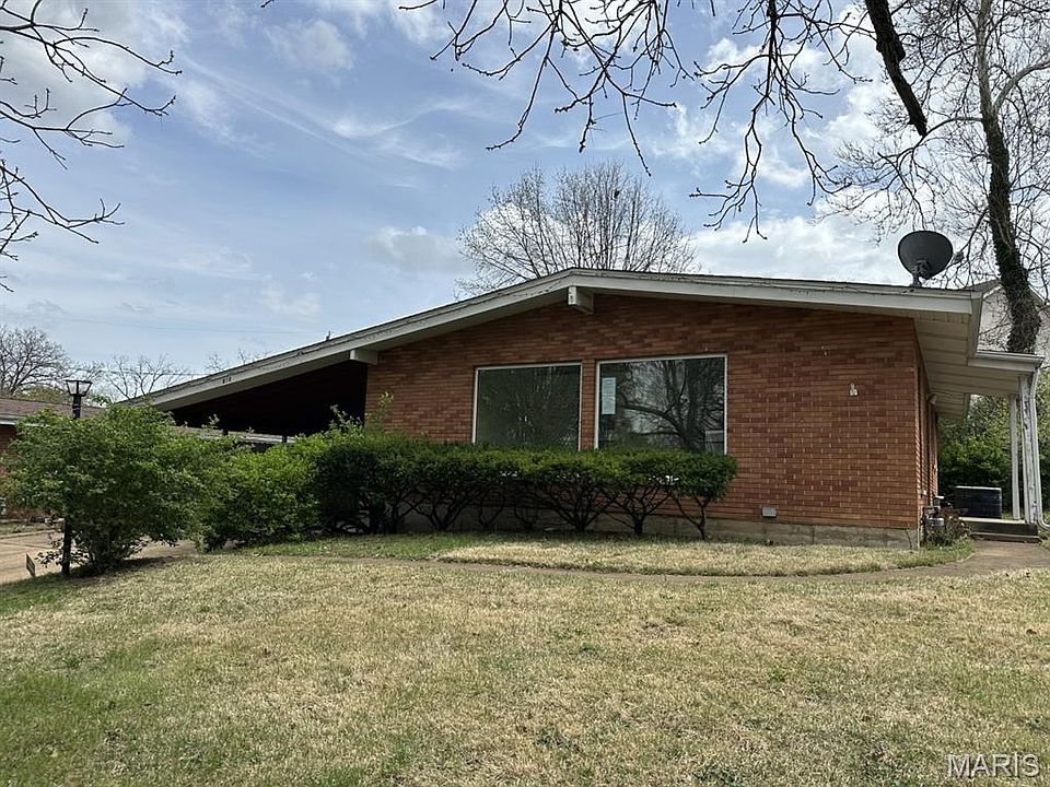 1st image of 520 Bahia Dr