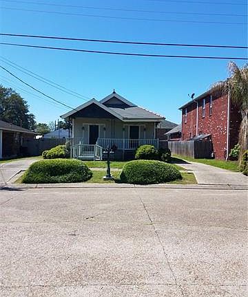 3rd image of 1118 Green St