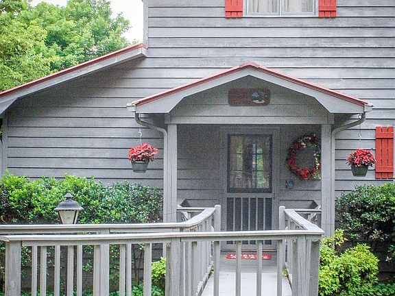 4th image of 162 Lakeridge Dr