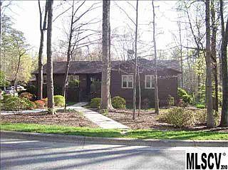 2nd image of 436 17th Avenue Dr NE