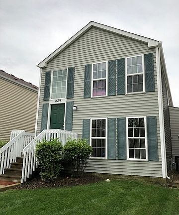 2nd image of 1639 Victoria Park Cir