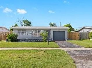 8540 NW 25th Ct, Sunrise, FL 33322