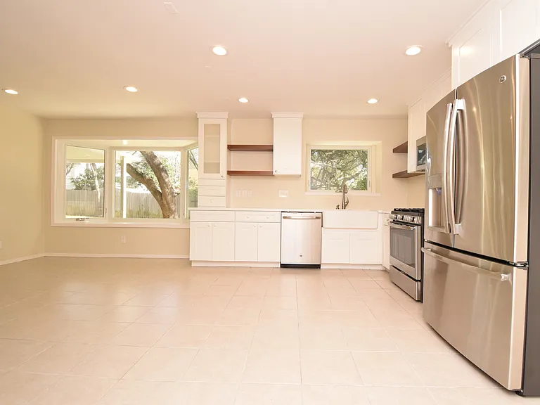 12005 Cabana Ln — Photo 9