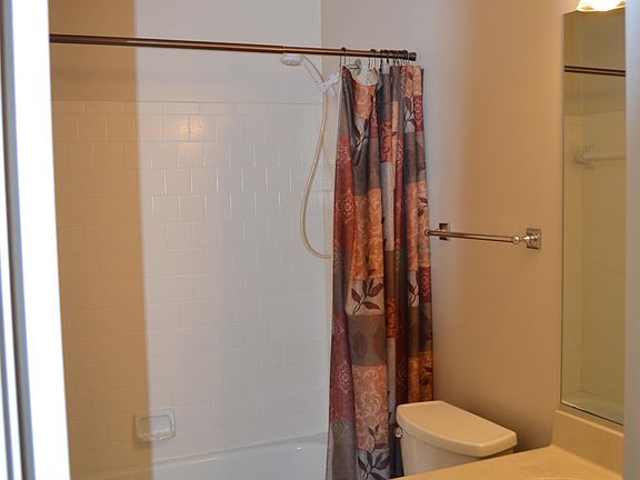 3rd image of 1121 Castle Harbour Way Unit 1A