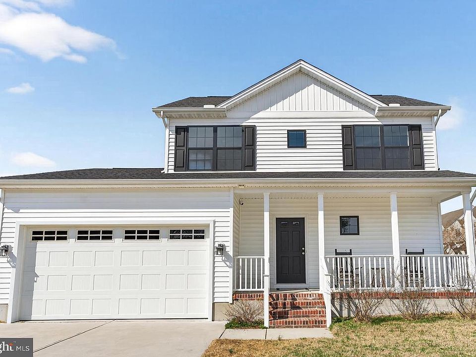 1st image of 133 Belle Ayre Dr