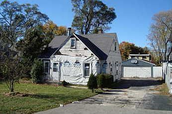 1st image of 1418 NE End Ave