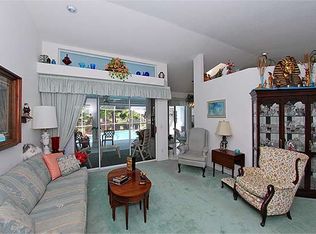 1051 Hook Dr, Spring Hill, FL 34608