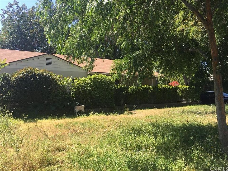 1st image of 3232 Del Vina St
