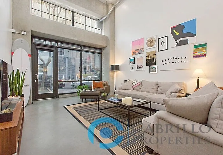 350 11th Ave #127 — Photo 2