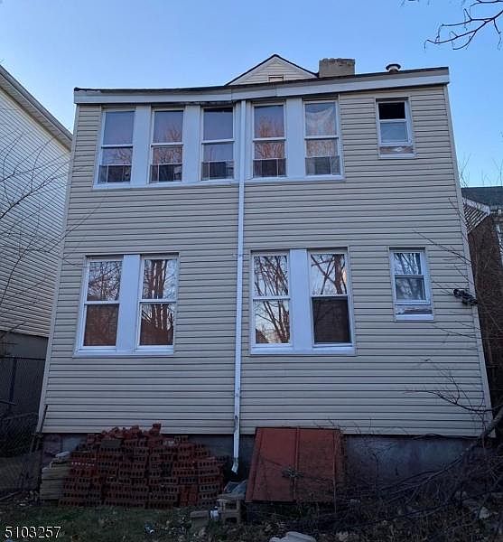 676 Hunterdon St, Newark, NJ 07108 Zillow
