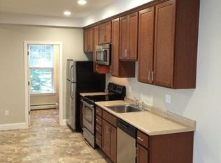 35 State St #1, Lowell, MA 01852