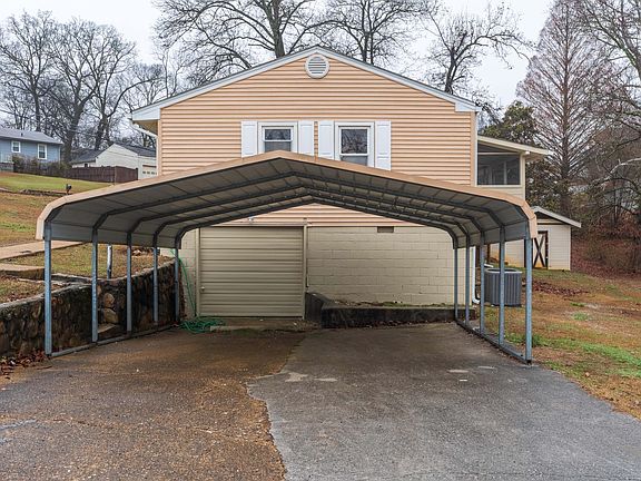 5th image of 3702 Morton Dr