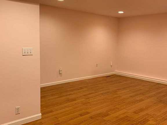 3rd image of 2226 20th Ave