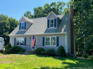 87 Pleasant View Dr, Killingly, CT 06241