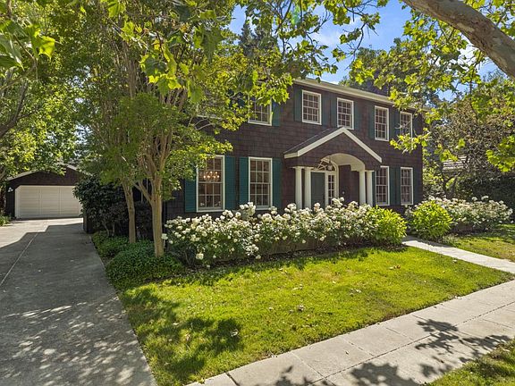 2nd image of 120 Gloria Cir