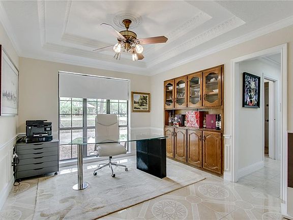 5th image of 2411 Emerald Cir