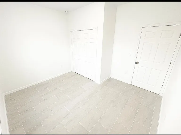 3603 NE 19th Ave — Photo 13