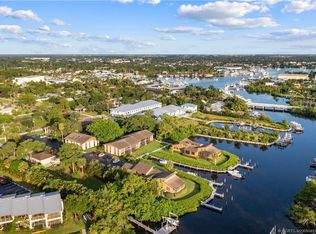 4885 SE Capstan Ave #E-27, Stuart, FL 34997