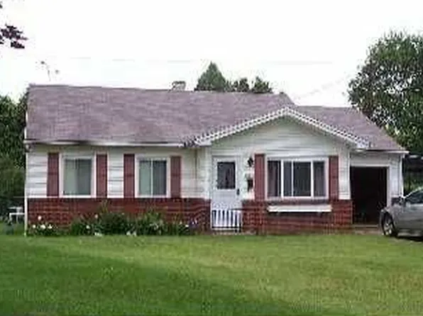 2061 Lott Ct, Toledo, OH 43605