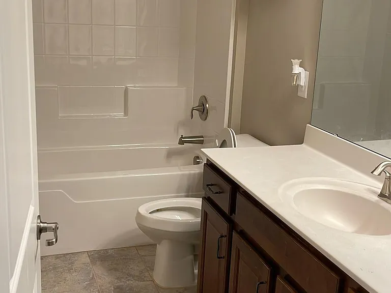 4852 Lily Garden Dr — Photo 16