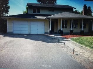 11922 154th Street Ct E, Puyallup, WA 98374