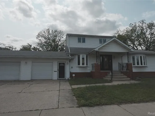 20481 Prairie St, Detroit, MI 48221