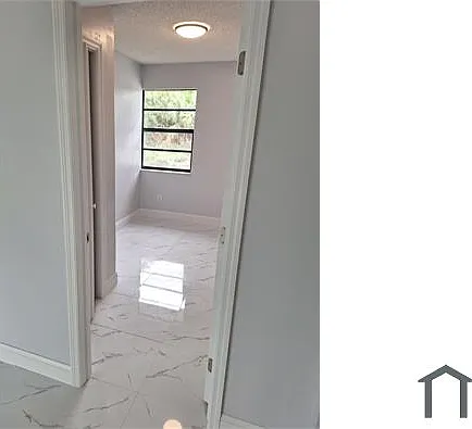 1736 Delaware St NW — Photo 6
