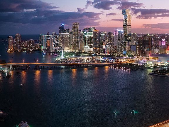 3rd image of 330 Biscayne Blvd #6QHVVM