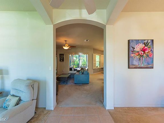 3rd image of 3813 Westover Cir