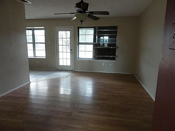 2nd image of 5209 Kingston Ct