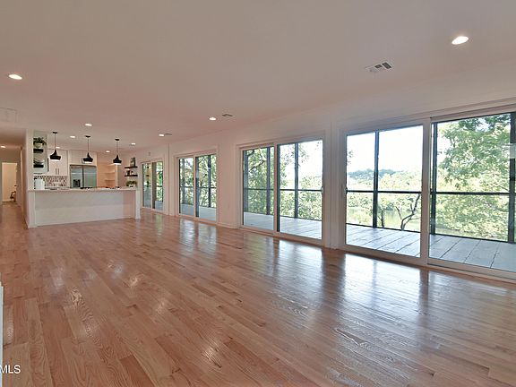 3rd image of 6012 Green Valley Dr