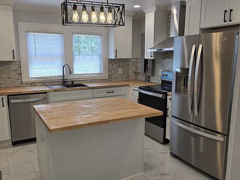 5158 Yadkinville Rd — Photo 4
