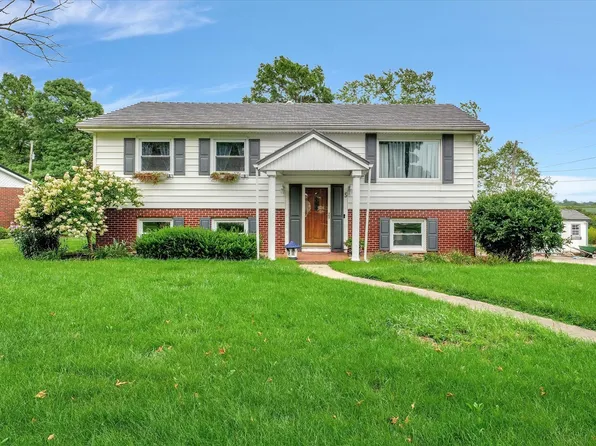 5 Lakeview Dr, Catlin, IL 61817