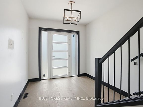 5th image of 40 Locky Ln
