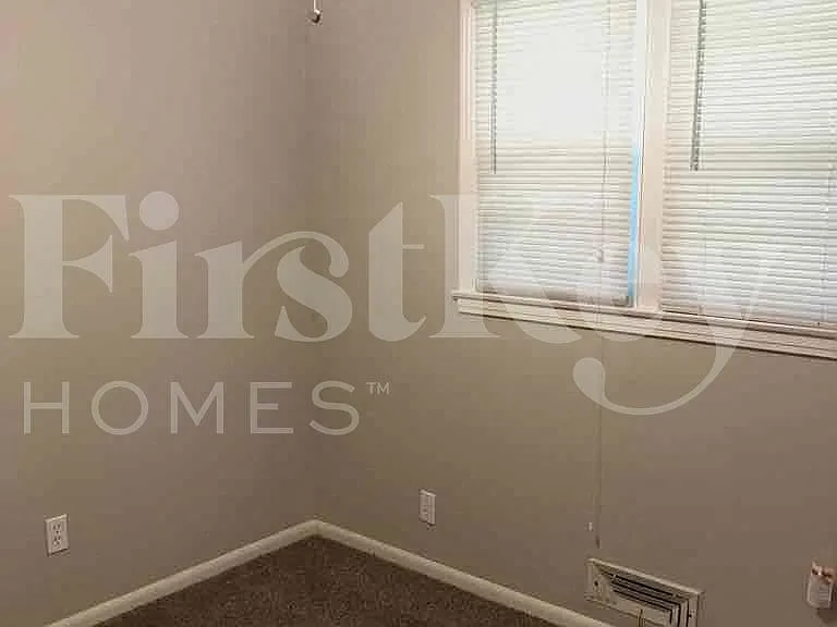 5436 Woodson Rd — Photo 9