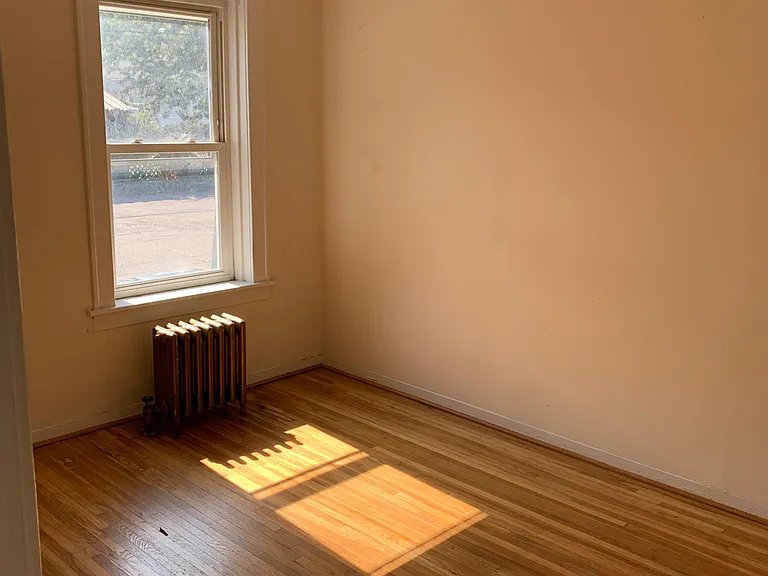 rear bedroom (south facing)